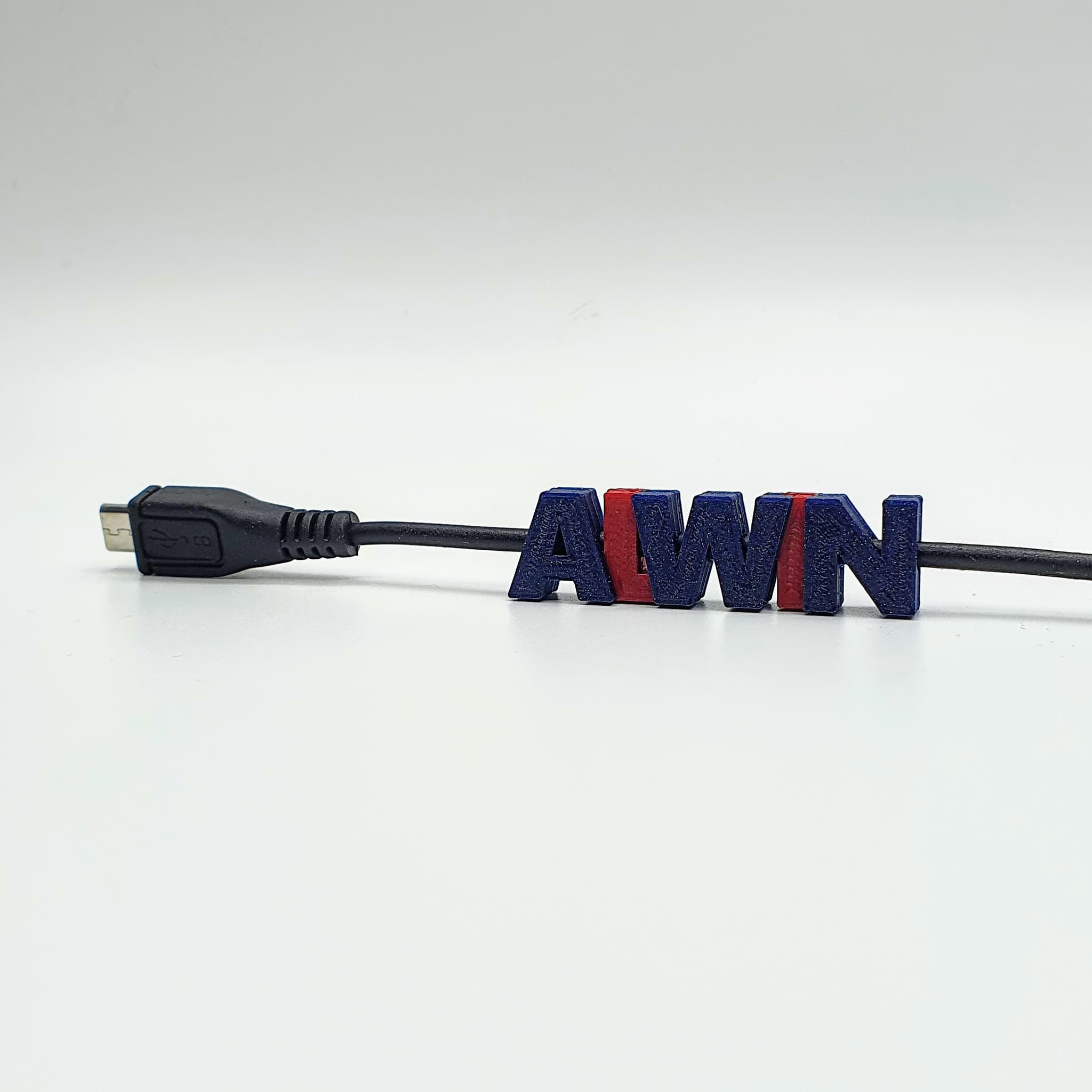 USB-Kabel mit Namen