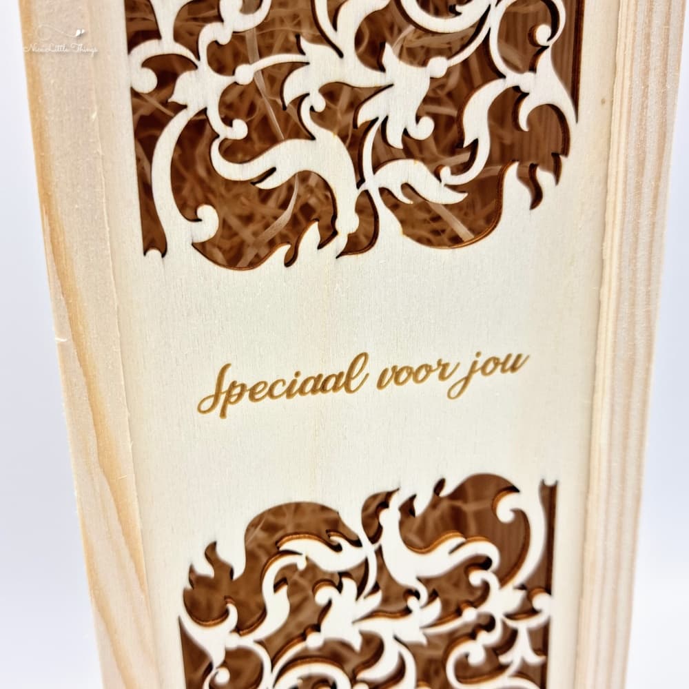 Personalisierte Weinkiste - Figuren zum Ausschneiden