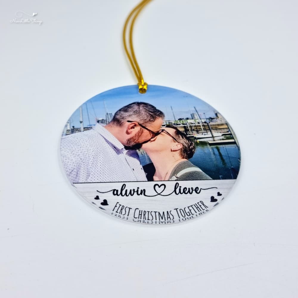 Personalisierte Weihnachtskugel mit Namen