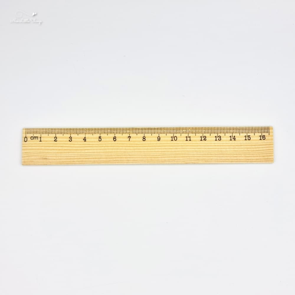 Hölzernes Lineal